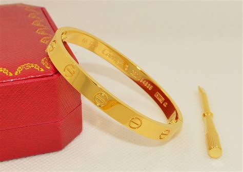 wholesale cartier replica jewelry|bracelets that look like cartier.